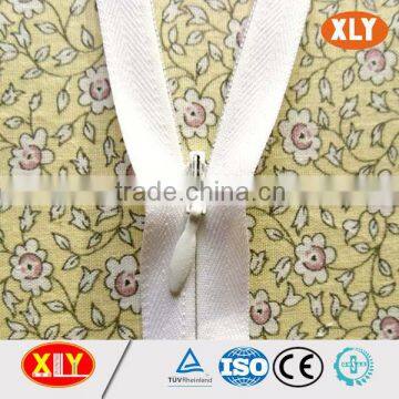 China XLY zipper #3 open end polyester tape cheap price invisible zipper