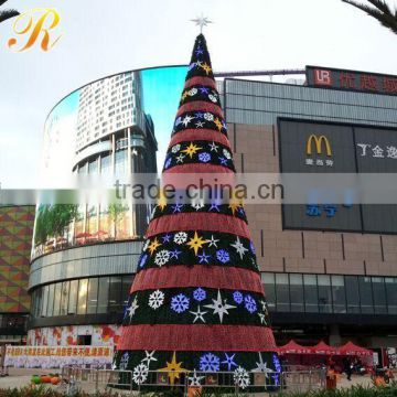 Artificial PVC led light christmas tree for outdoor decoration