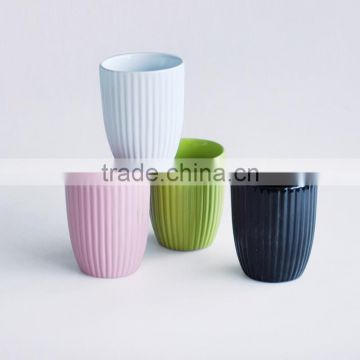 Flower Pot with solid color