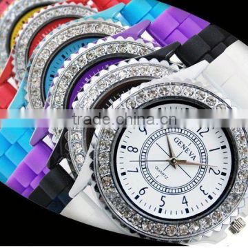 2013 classical top hot selling best design 2013 fashion new ladies watch