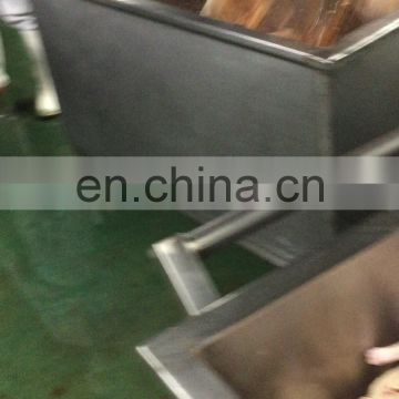 Vacuum meat tumbling machine with automatic feeding system