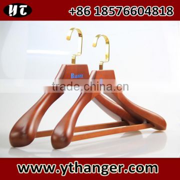 luxury customized wooden clothes hanger with bar for suits in large shoulder