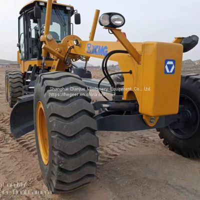 The used XCMG 1803 graders with excellent control performance is for sale