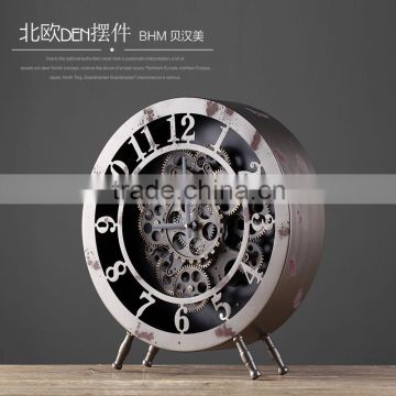 Fashion design polyresin decorative home clock for wholesale