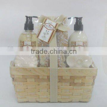 Vanilla Shower Gel and Body Lotion Bath Gift Set