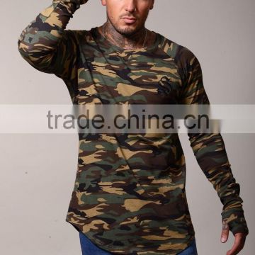 Stylish Men's Raglan Long Sleeve T Shirt with Thumb hole Camo Longline Curved Hem T-Shirt Elongated T Shirt Wholesale