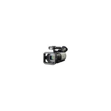 Panasonic AG DVX100B Camcorder - 410 KP - 10 x optical zoom - Black, metallic gray