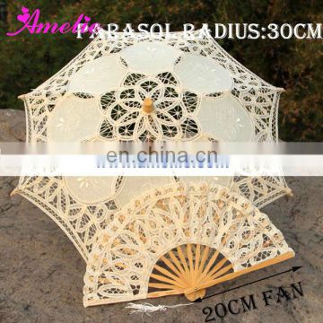 A0105 Ivory battenburg lace parasol and fan for children