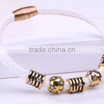 Endless Bracelet Magnetic Bracelet With Gold /Silver Beads for Christmas Gift                        
                                                Quality Choice