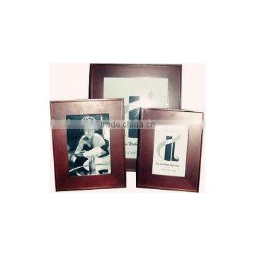 Hot sale elegant free standing customized wooden photo frame stand