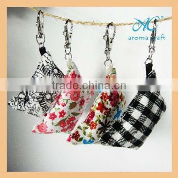 Factory direct price new design good for promotion hanging scents sachets