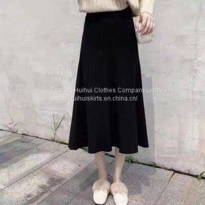 Knitted skirt women's autumn winter 2021 new high waist black spring and autumn long skirt A-shaped pleated skirt