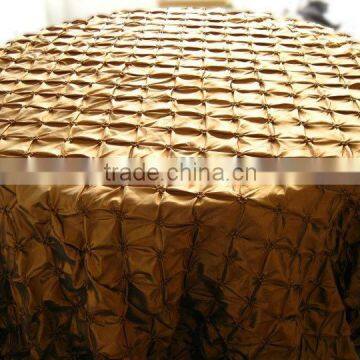 cheap wedding tablecloths, taffeta pinwheel pinched table cloth for weddings