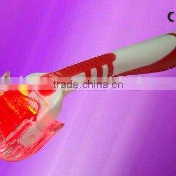 OEM Available photon/titanium/LED/Mini mirco needle derma roller L001 for your skin care with CE anti-aging treatment hair loss