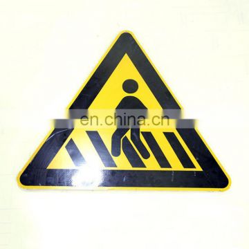Customized Solar Road Traffic Safety Signs Shapes