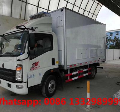 good price SINO TRUK HOWO 25,000 poultry day old chicks transported vehicle for hatcheries