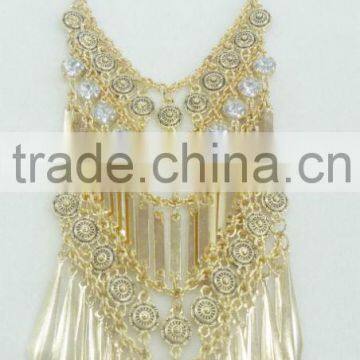 FASHION ANTIC PLATED CHUNKY STATEMENT NECKLACE