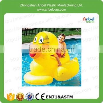 2015 Hot Sale Giant Inflatable Ducky Ride On Duck Swimming Pool Floating Toy For Kid