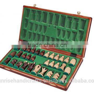 CHW95 Royal Chess Set