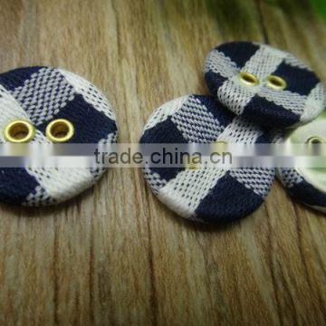 custom hand sewing Chinese fabric button