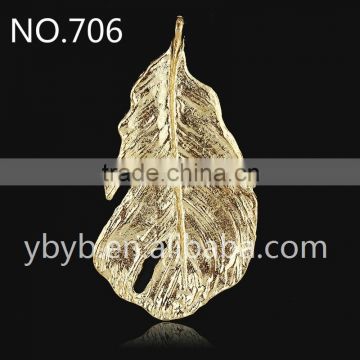 Fashion Cheapest Wholesale Leaf Shaped Gold Plate Pendent&compoent-706