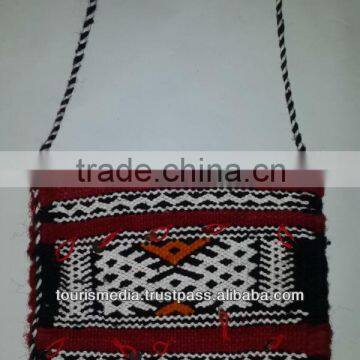 Handwoven kilim clutch bags handmade by moroccan berber women Wholesaler n19