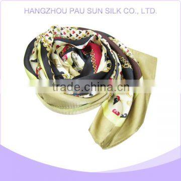 Wholsale best quality fashionable pattern printing scarf