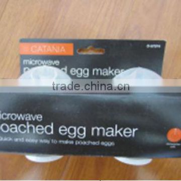Plastic microwave poached egg maker
