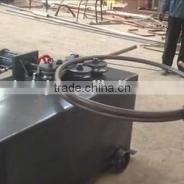 Hydraulic pipe bender, curved round machine for the platform