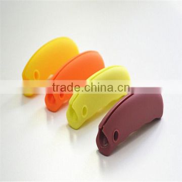 Wholesale candy colors silicone handles for shopping