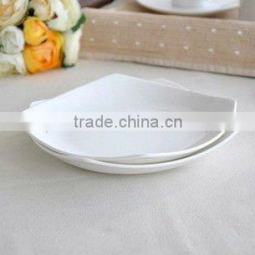 fashionable design love shape square white bone china plate
