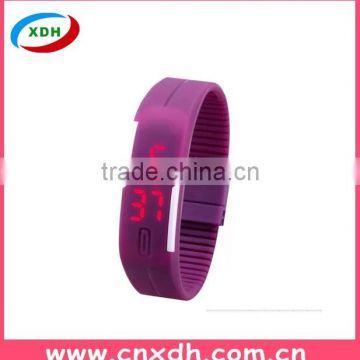 New Product Fashionable Design Silicone Smart Watch/Silicone Led Watch