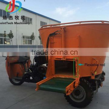 3 wheel drivven made in china TMR vertical feed mixer/feed mixer truck asia
