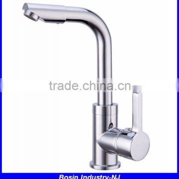 ornate rotatable spout wash basin faucet