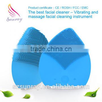 Latest technology Christmas gift vibrating Electric plastic handheld silicone facial brush