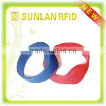 Rubber silicon chip wristband