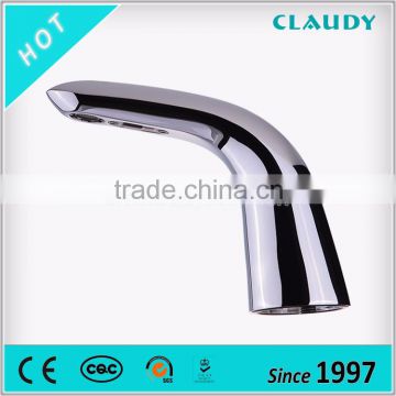Touchless Deck Mounted Basin Sensor Faucet in Romania