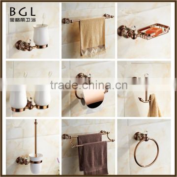 Latest Styles & Innovations Zinc alloy and crystal Polished Rose gold Wall mounted bathroom accessory sets