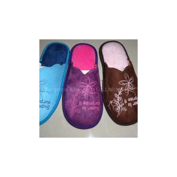 Rose Embroidered Handmade Indian Slipper For Woman