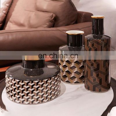 Nordic Modern Floral Arrangement Simple Geometric Pattern Decal Luxury Ceramic Vase for Table Decoration