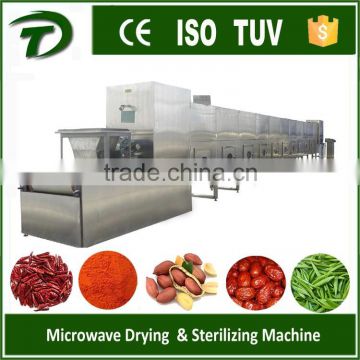 Automatic vegetable microwave drying machine