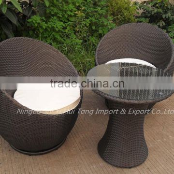Modern 360 degree turning chair with table outdoor wicker furniture
