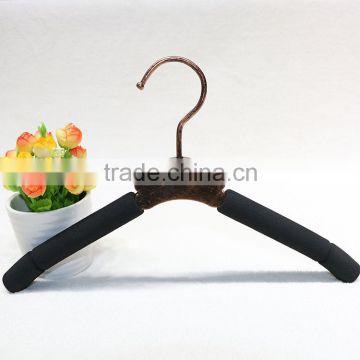 QD-A124 Anti-slip customized black sponge kids clothes Hangers
