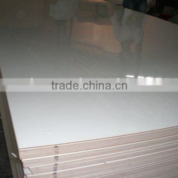 White glossy polyester overlay MDF in 1220*2440*3mm