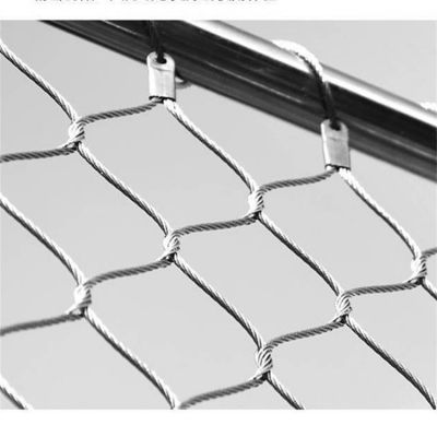 Structural Stability Metal Clasp Anti-fall Net Factory Direct Sales