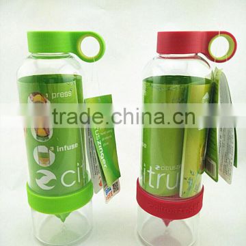 Colorful plastic clear fruit juice drinking bottle, juice water cup