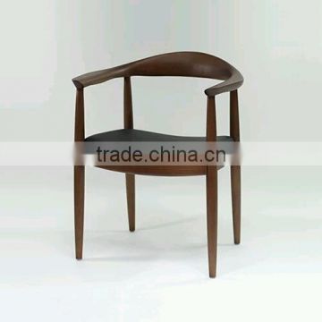 Vintage & Modern style dining chair ash wood armrest chair with soft mat