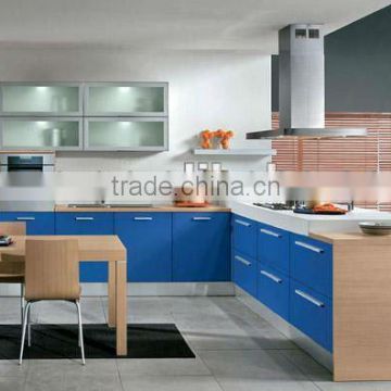 customized wooden kitchen cabinets design
