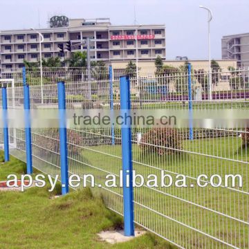 Industrial Wire Mesh Fence/square wire mesh fence