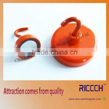 Powerful ceramic ferrite magnetic hook